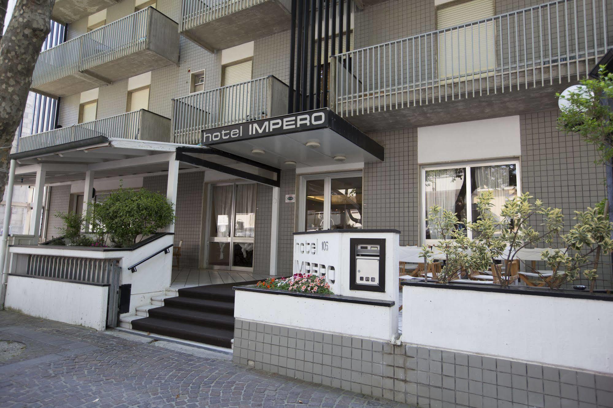 Hotel Impero Rimini Exteriér fotografie